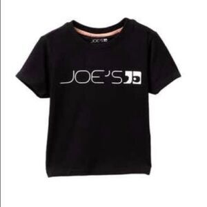 Joe’s black short sleeve